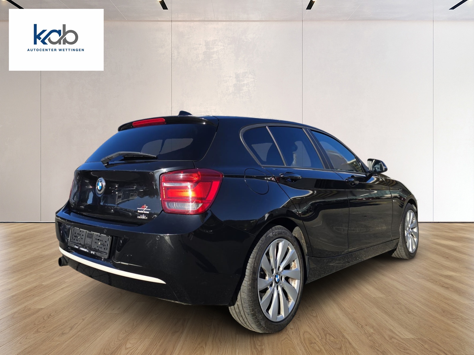 BMW 118i Steptronic-image-3
