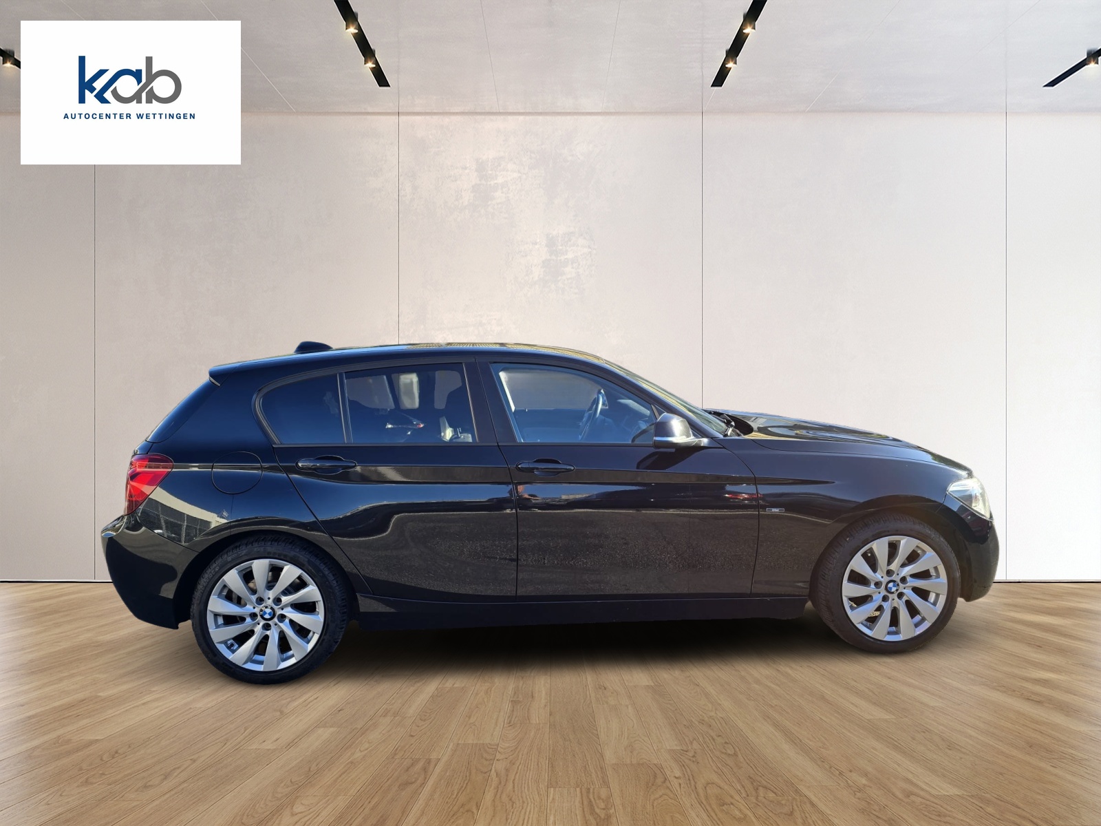 BMW 118i Steptronic-image-6