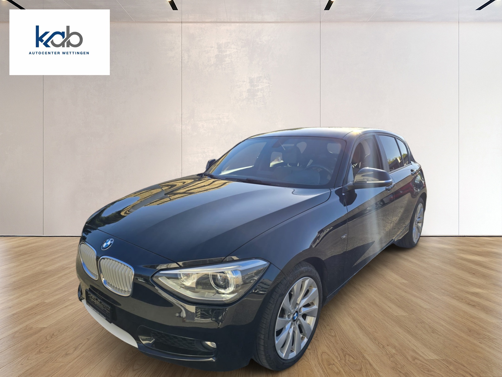 BMW 118i Steptronic-image-0