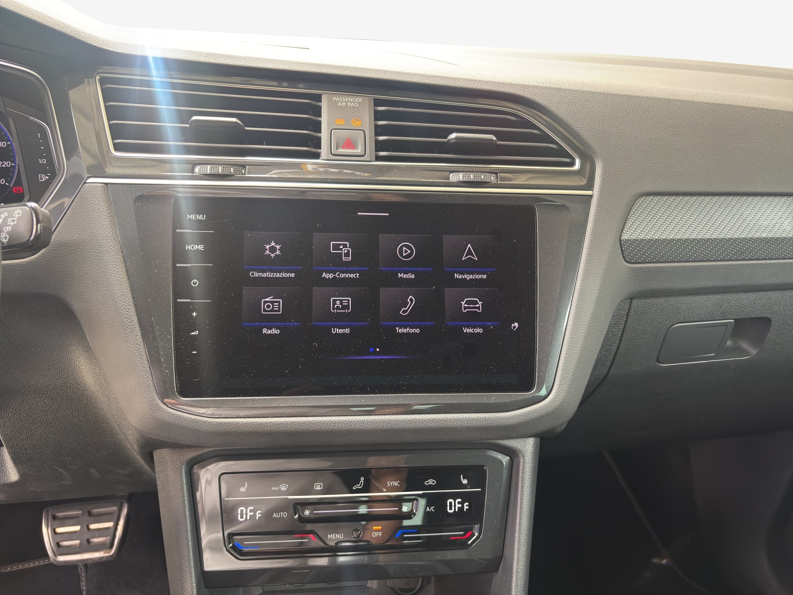 VW Tiguan 2.0TSI R-Line 4Motion DSG-image-9