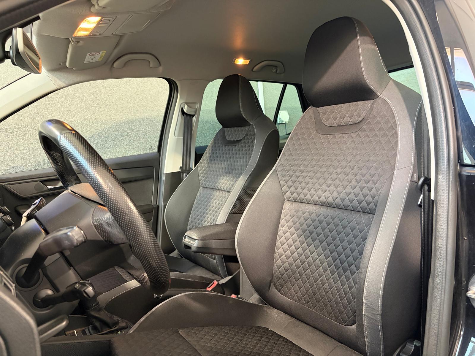 SKODA Fabia 1.2 TSI Black Edition DSG-image-10