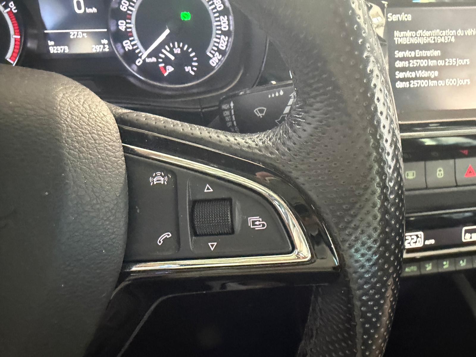 SKODA Fabia 1.2 TSI Black Edition DSG-image-19