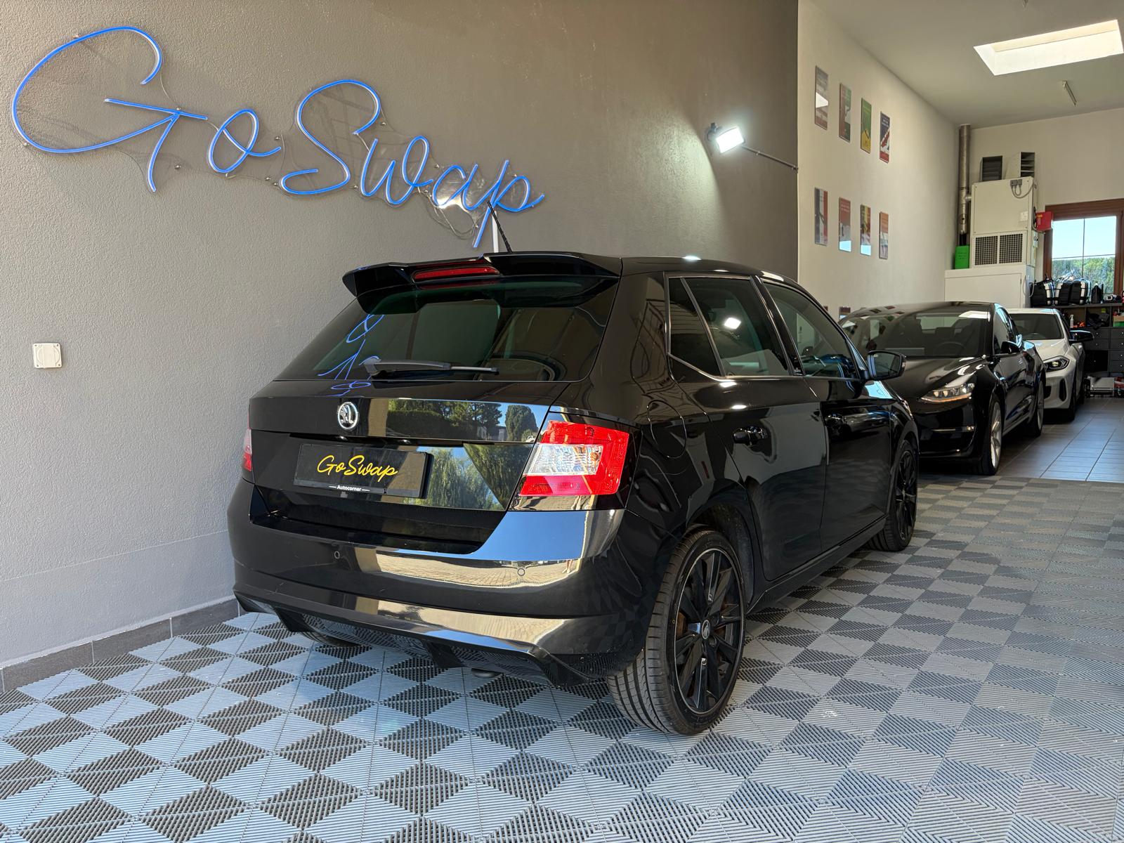 SKODA Fabia 1.2 TSI Black Edition DSG-image-2