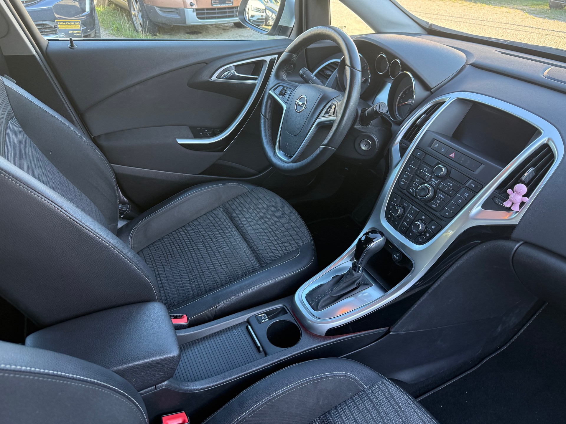 OPEL Astra 1.4i 16V Turbo Automatic-image-8