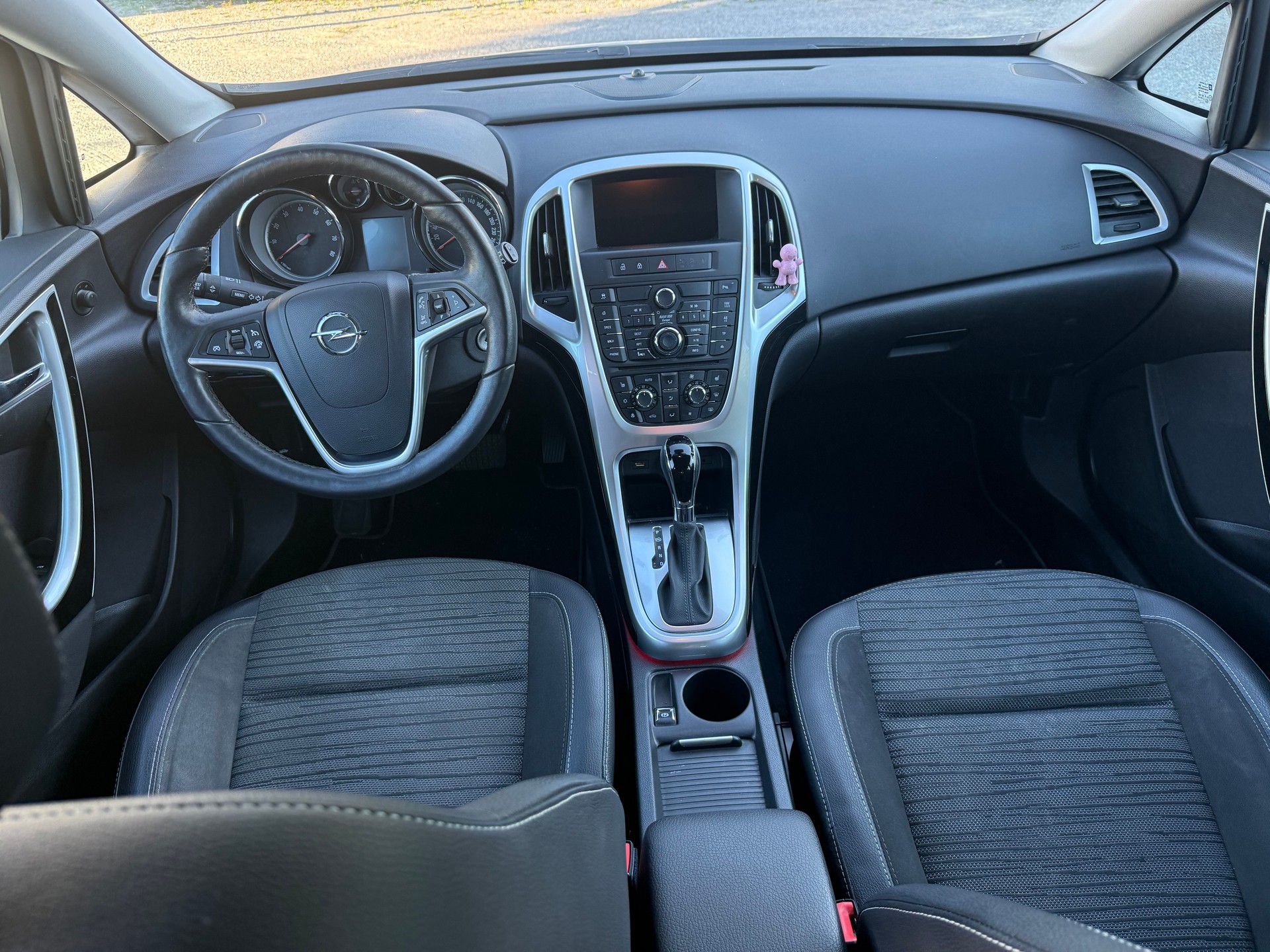 OPEL Astra 1.4i 16V Turbo Automatic-image-6