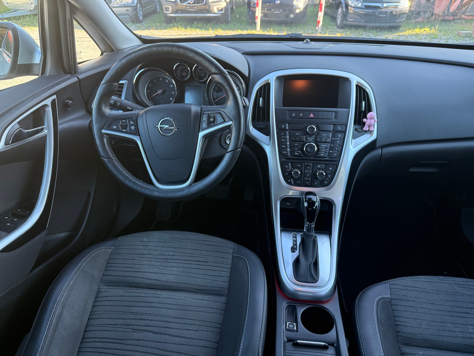 OPEL Astra 1.4i 16V Turbo Automatic-image-12