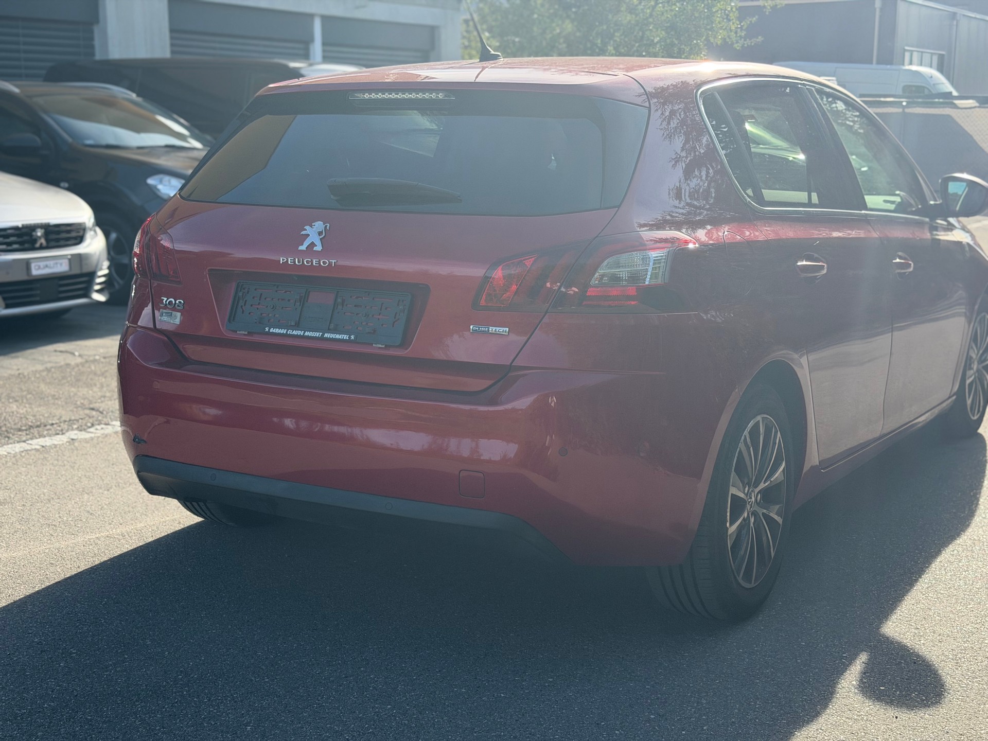 PEUGEOT 308 1.2 THP Allure Automatic-image-4