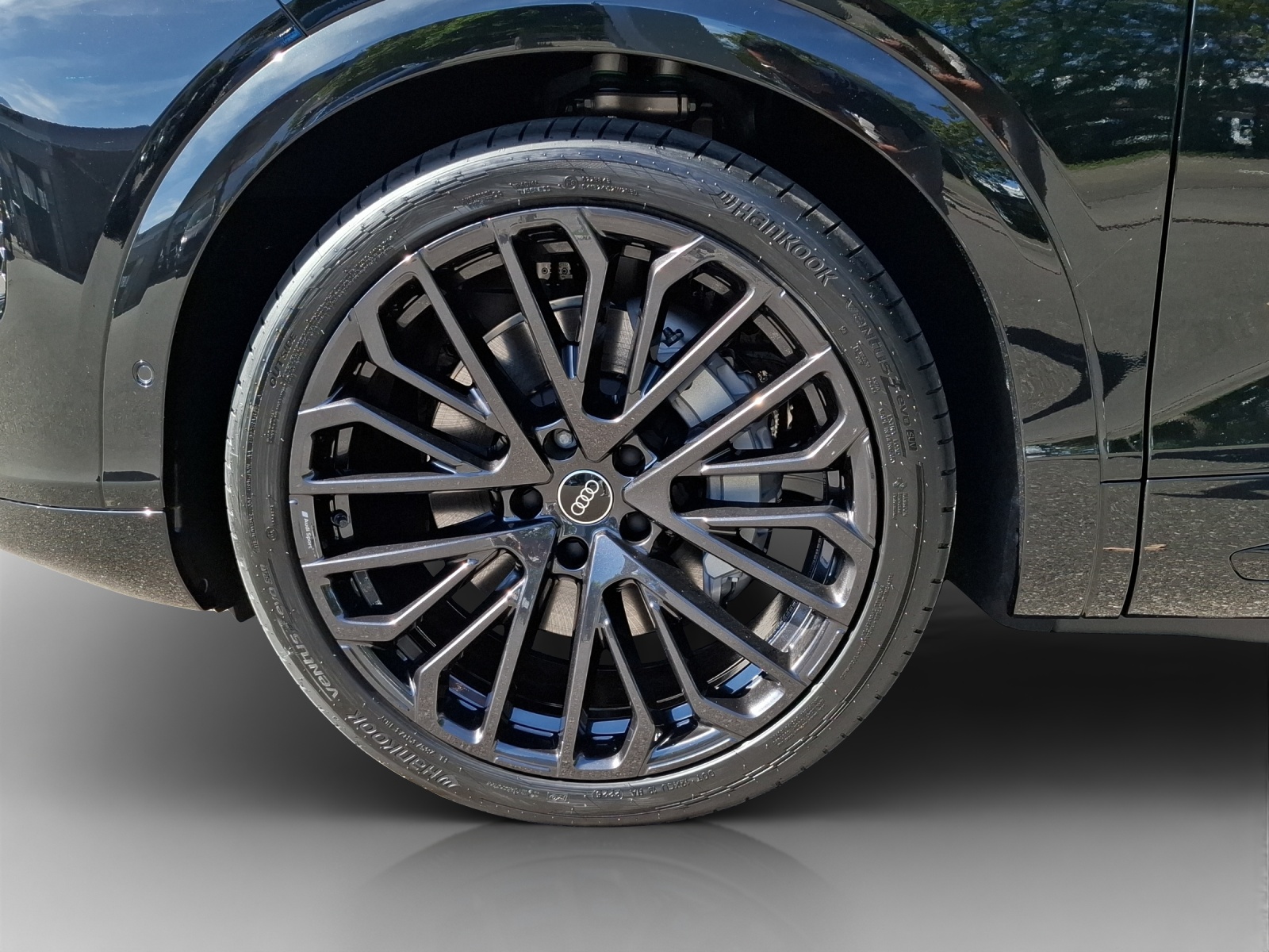 AUDI Q7 SUV TDI quattro 220 kW-image-13