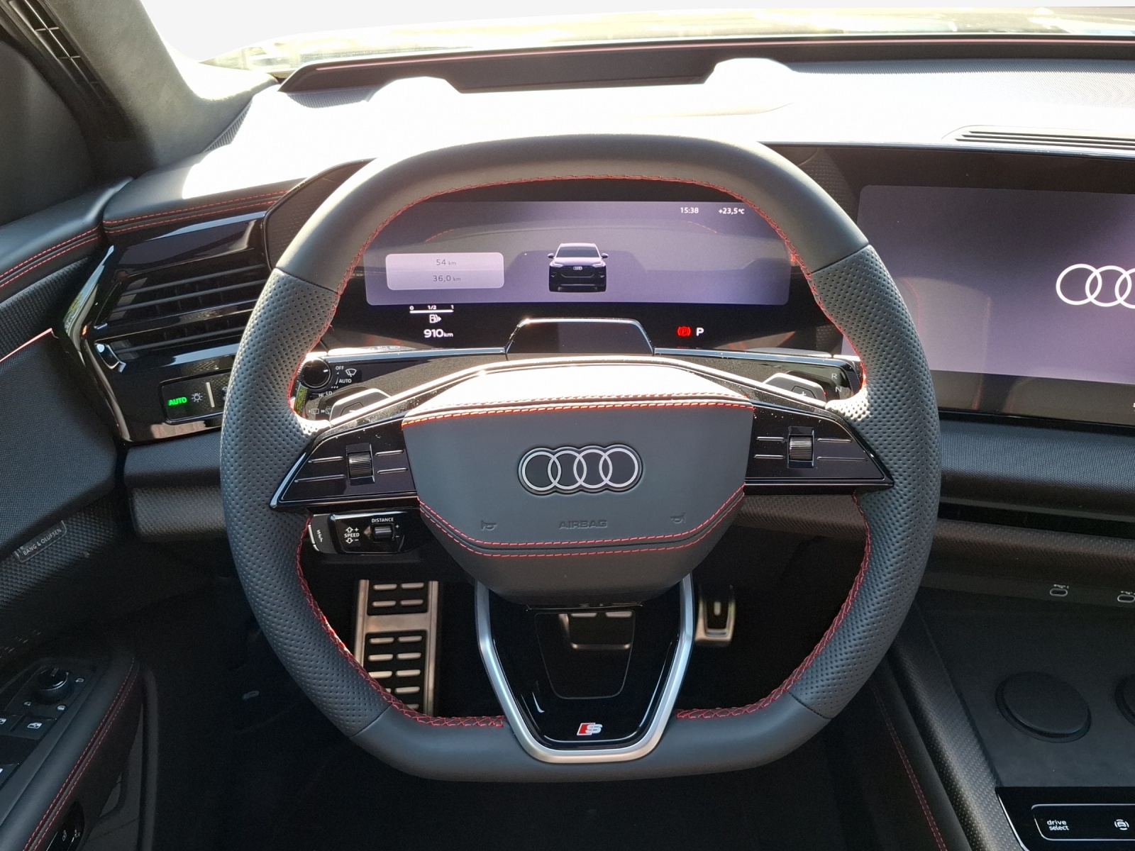 AUDI Q7 SUV TDI quattro 220 kW-image-9