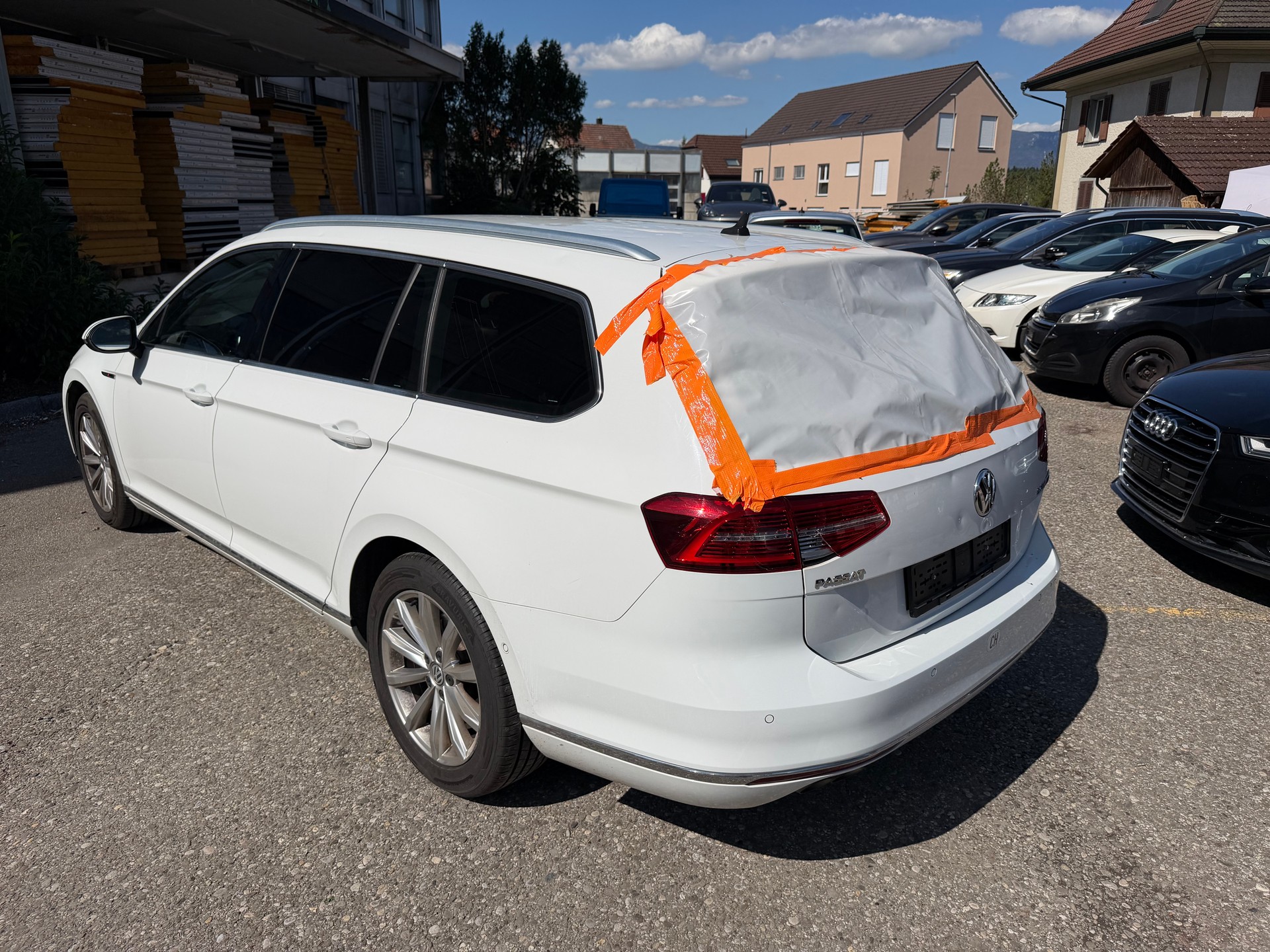 VW Passat Variant 2.0 TDI BMT Sport DSG 4Motion-image-5