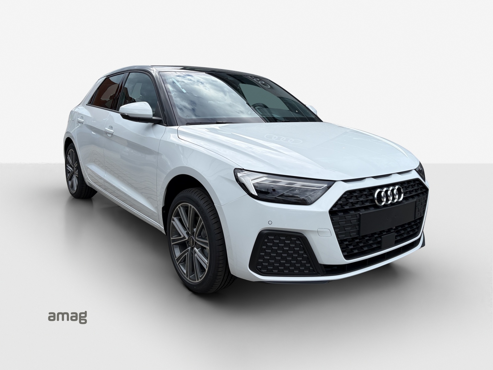 AUDI A1 Sportback 30 TFSI Attraction S-tronic-image-3