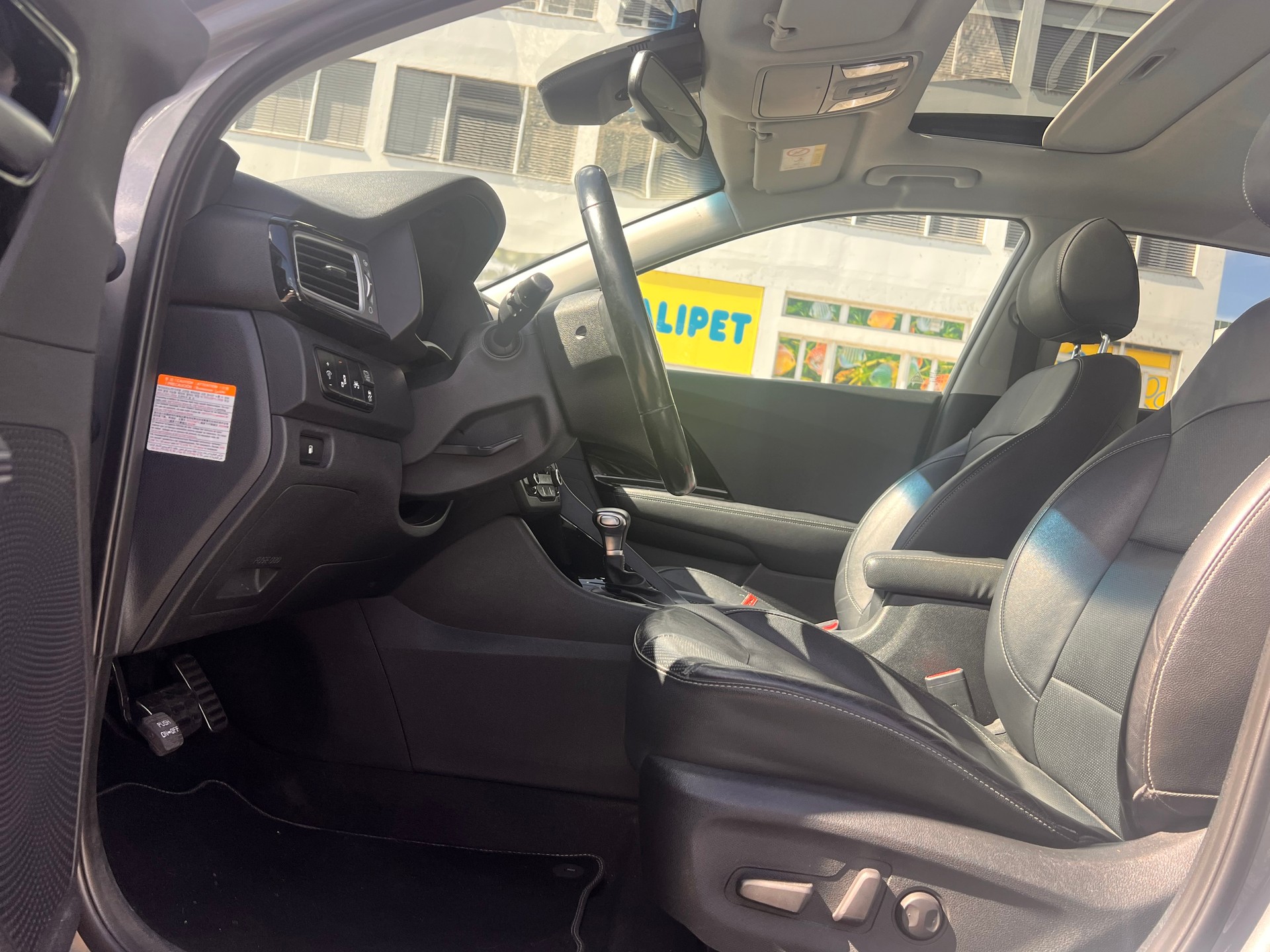 KIA Niro 1.6GDi Hybrid Style DCT-image-14