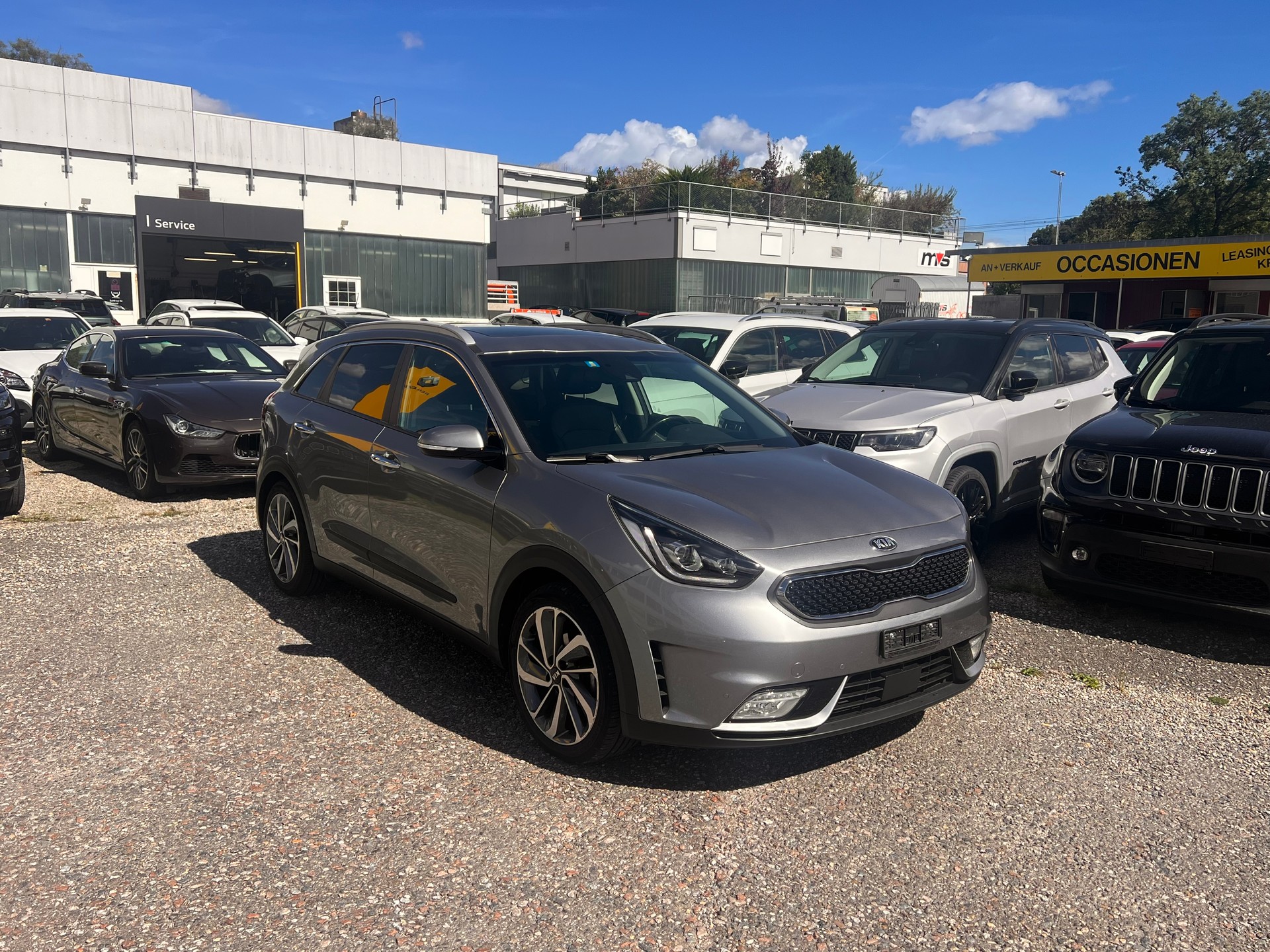 KIA Niro 1.6GDi Hybrid Style DCT-image-1