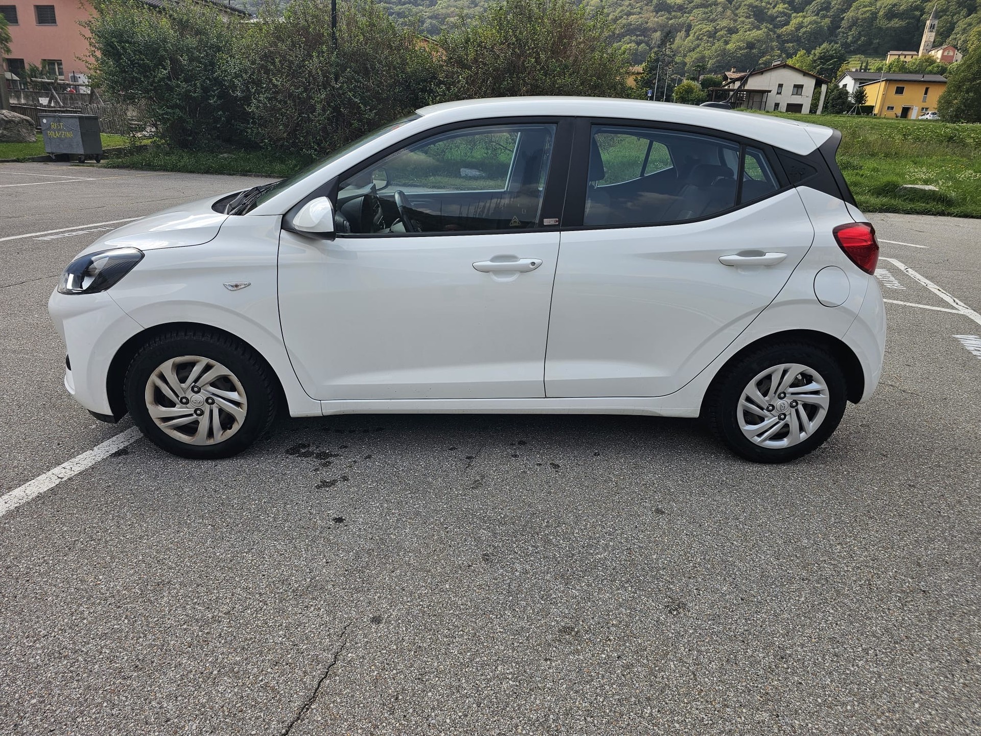 HYUNDAI i10 1.0 Origo-image-1