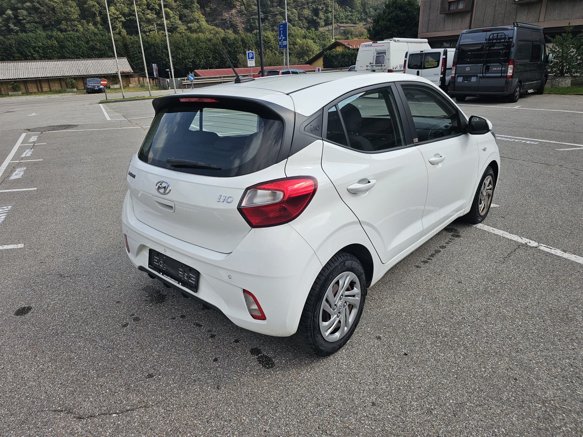 HYUNDAI i10 1.0 Origo-image-2