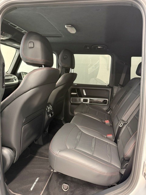 MERCEDES-BENZ G 63 AMG 9G-Tronic-image-7