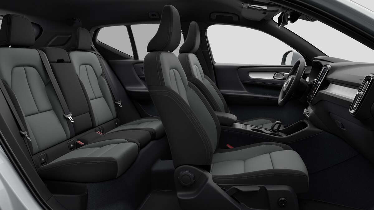 VOLVO XC40 2.0 B3 MH Core-image-13