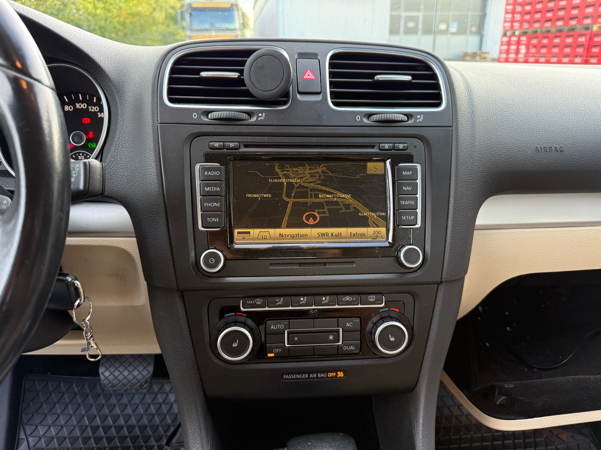 VW Golf 1.4 TSI Highline DSG-image-19