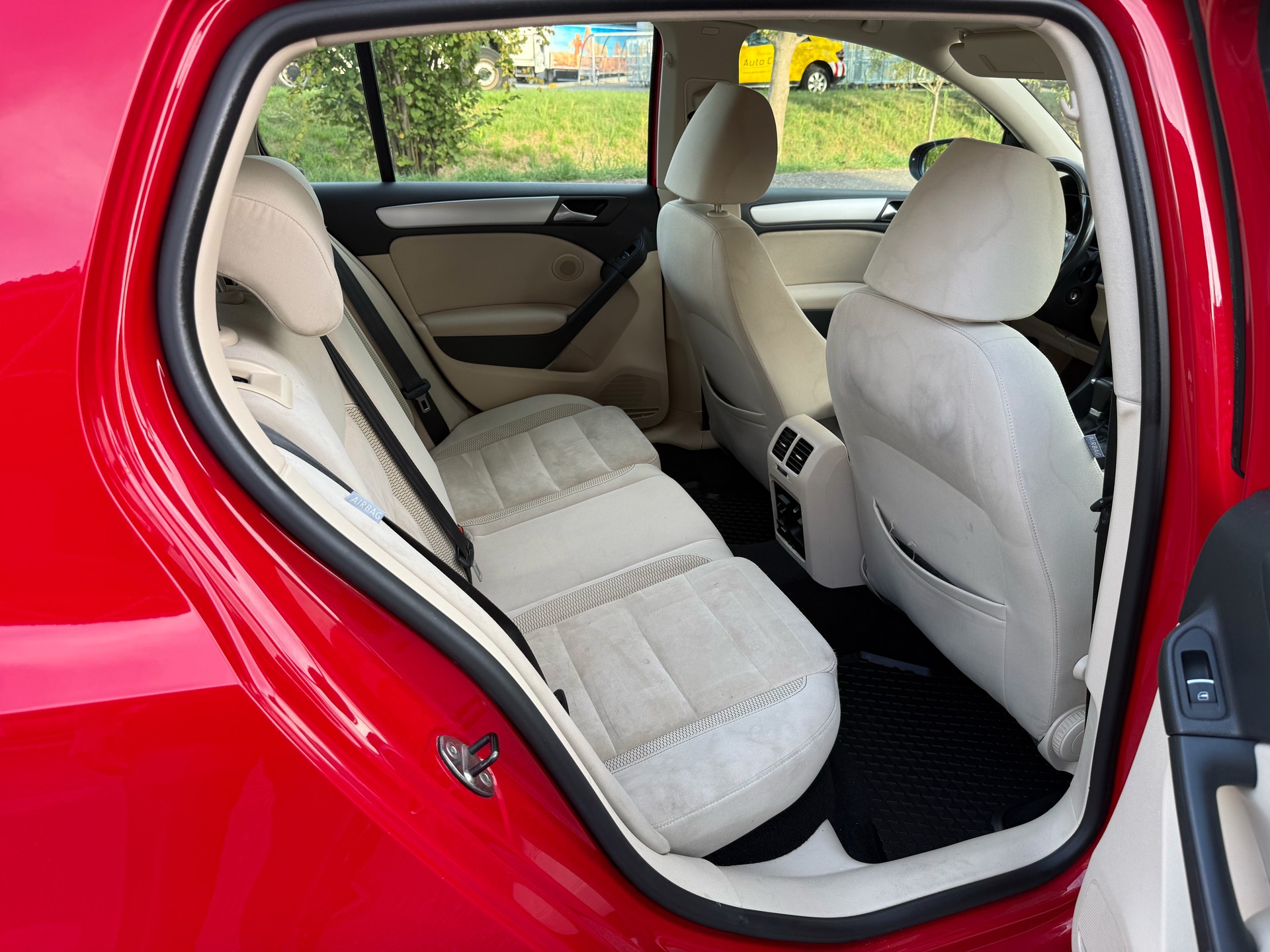 VW Golf 1.4 TSI Highline DSG-image-9