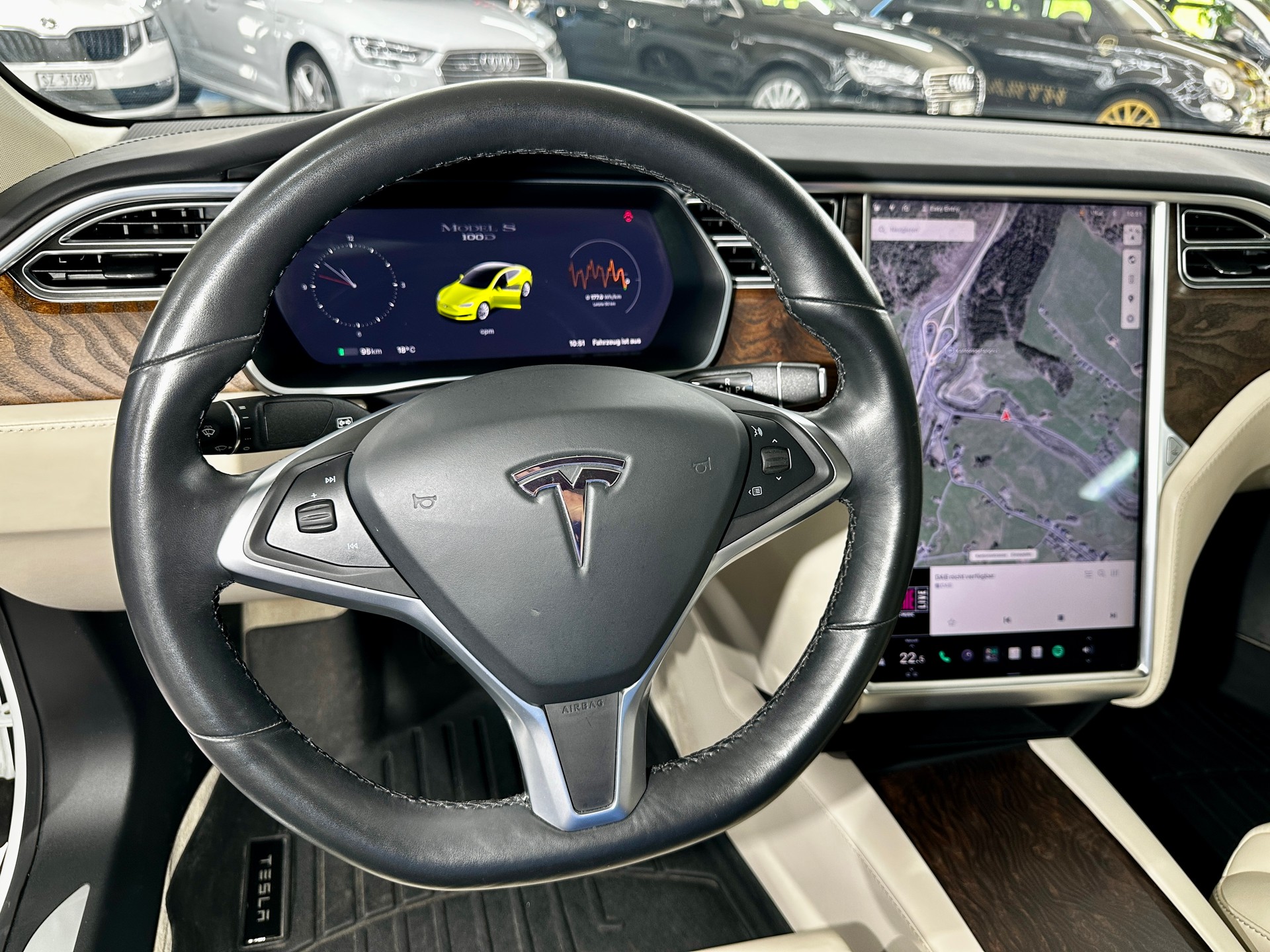 TESLA Model S 100 D-image-15