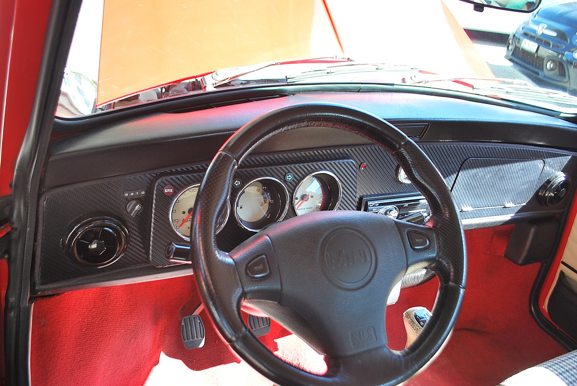 MINI 1.3i-image-11
