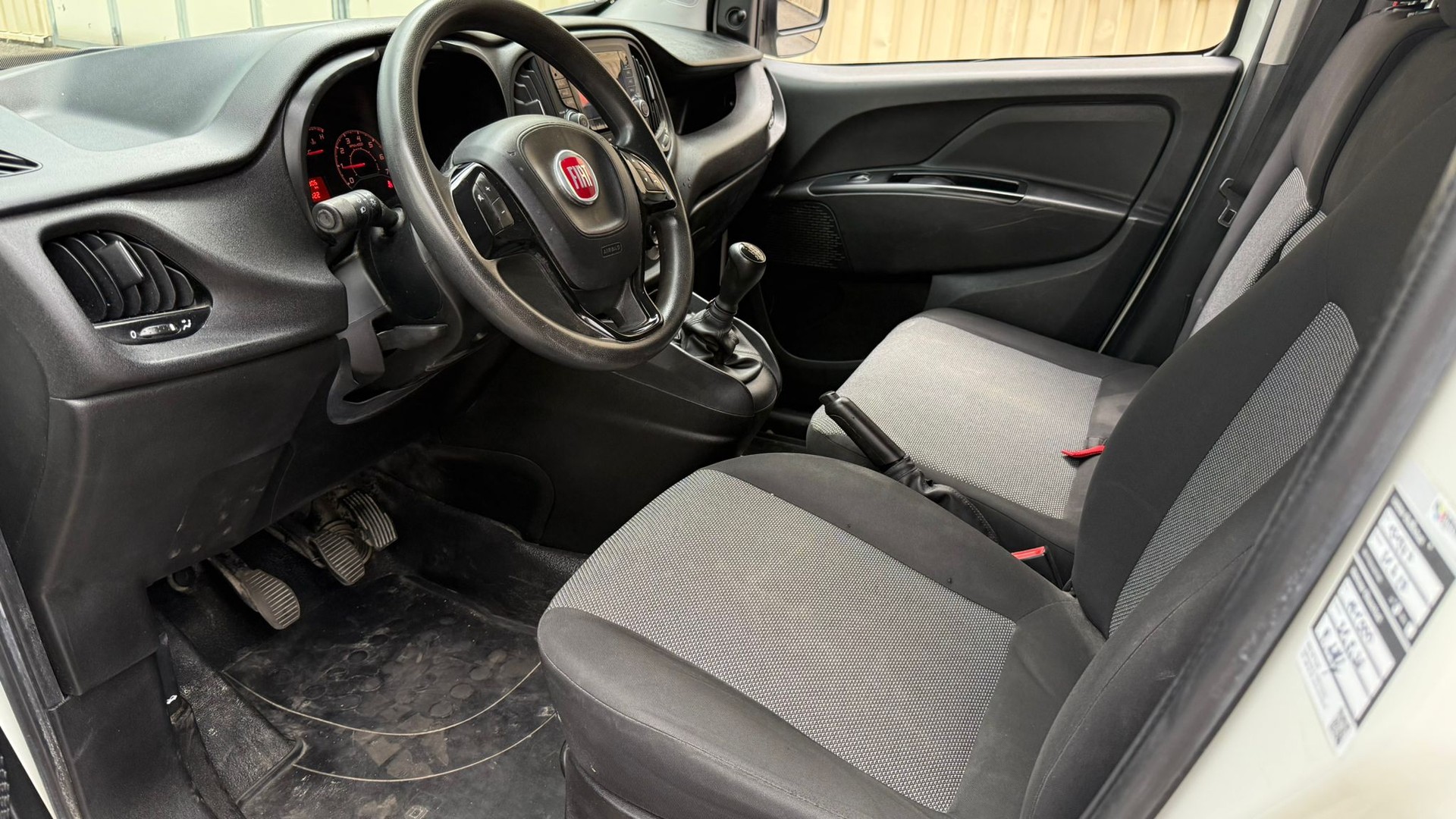 FIAT 1.3 JTD 90 Starter-image-5
