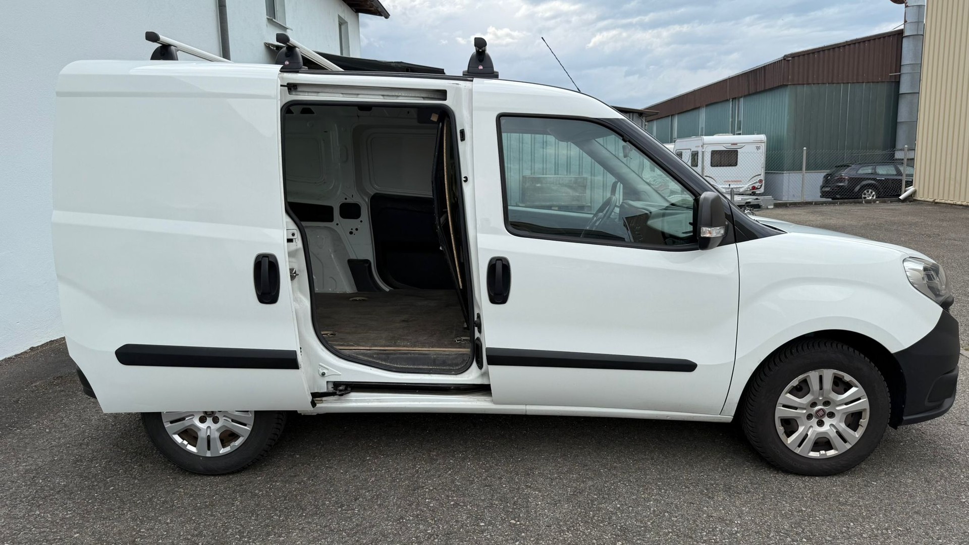 FIAT 1.3 JTD 90 Starter-image-3