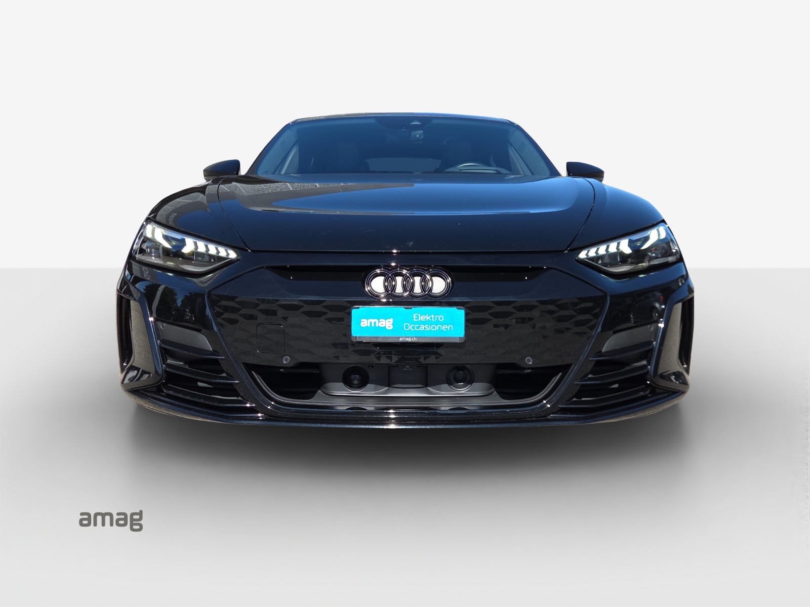 AUDI e-tron GT quattro-image-6