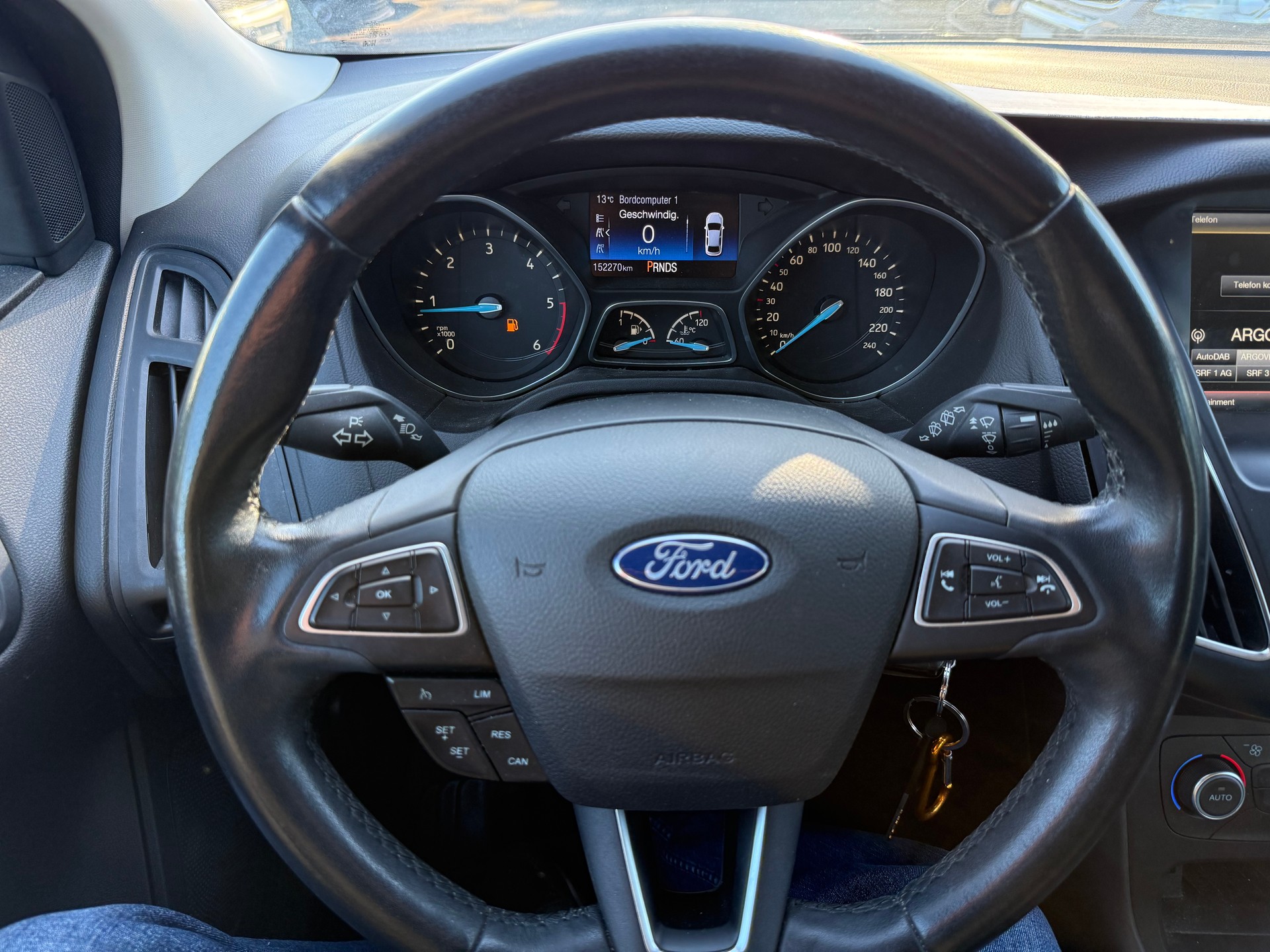 FORD Focus 1.5 TDCi Business PowerShift-image-9