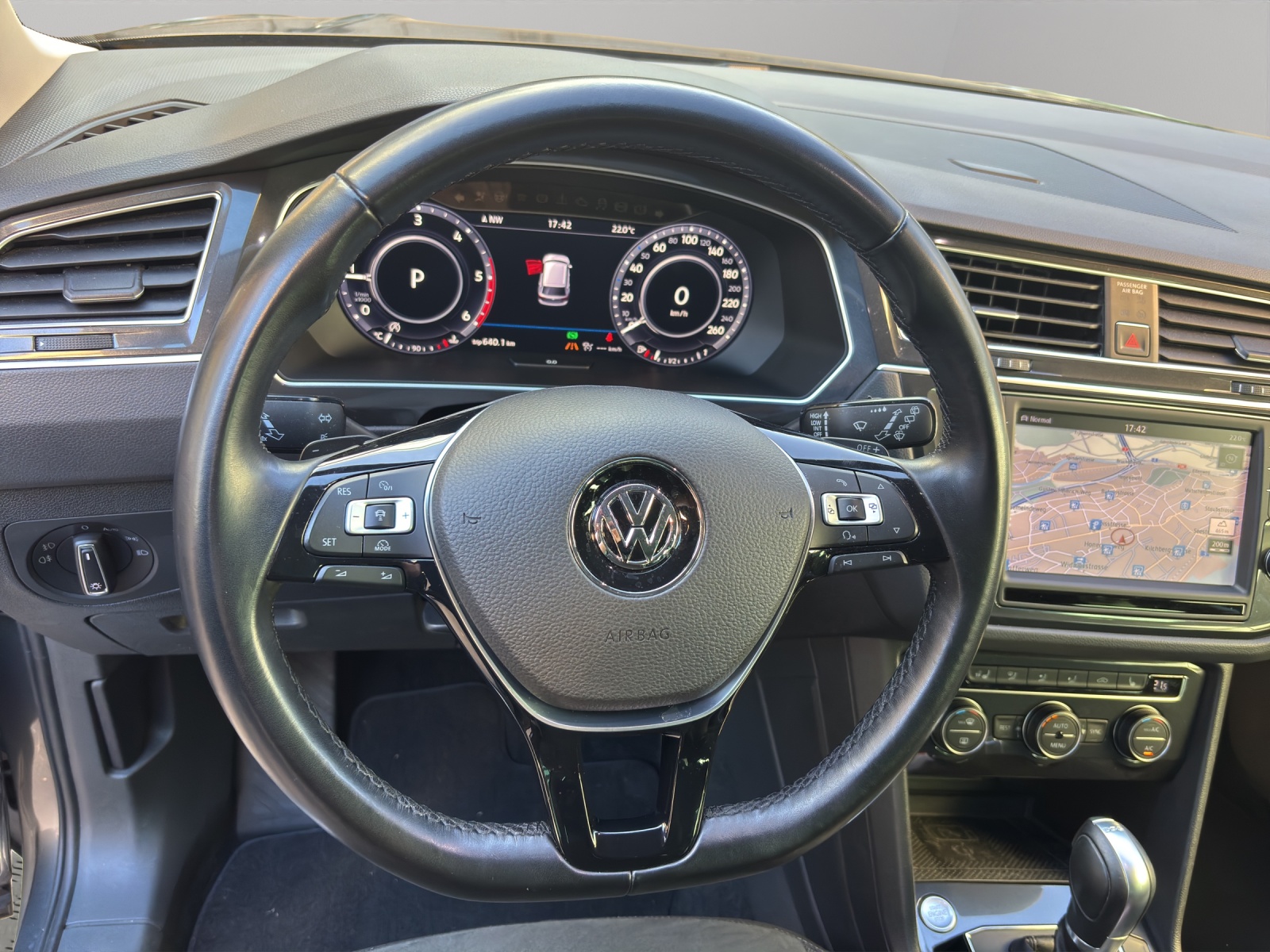 VW Tiguan 2.0 TDI SCR Highline DSG-image-6