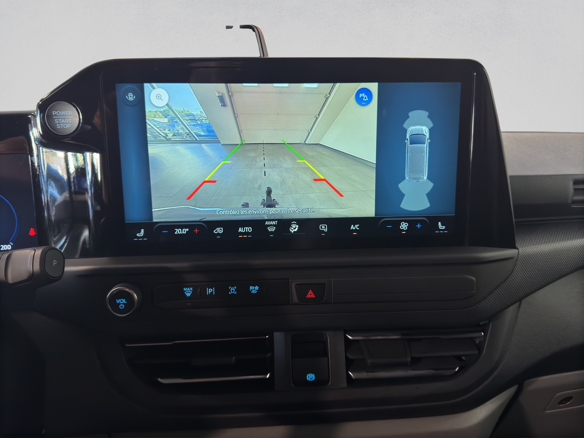 FORD Transit Custom Van 320 L1H1 Limited Automat 4x4-image-17