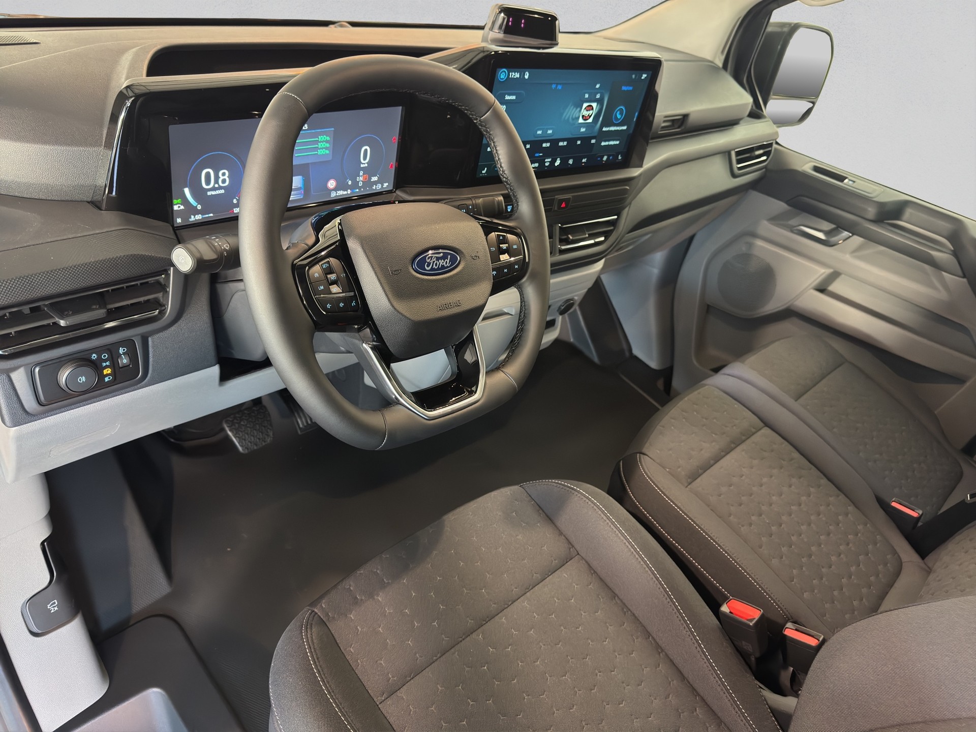 FORD Transit Custom Van 320 L1H1 Limited Automat 4x4-image-8