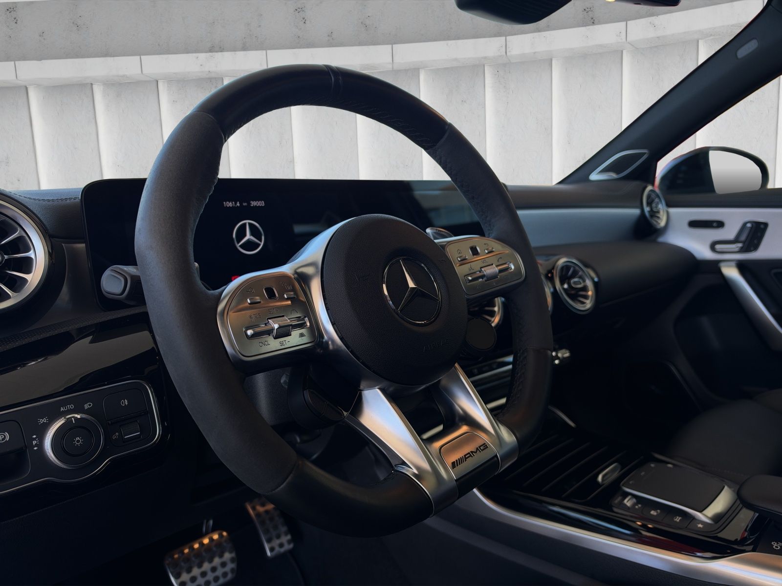 MERCEDES-BENZ A 45 AMG A 45 S AMG 4Matic+ Speedshift-image-7