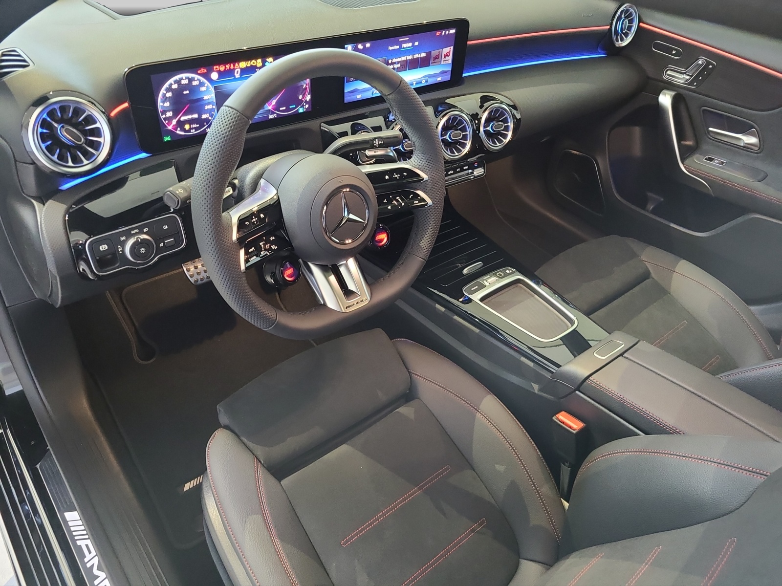 MERCEDES-BENZ A 35 4M AMG-image-6