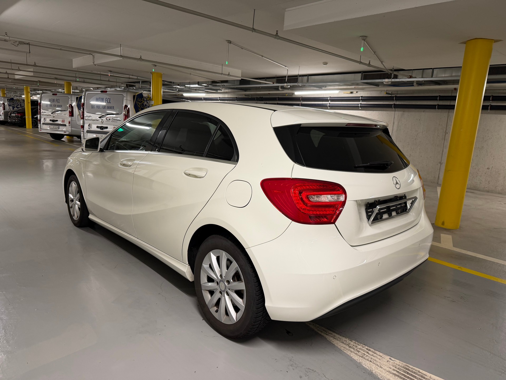 MERCEDES-BENZ A 200 Style-image-1