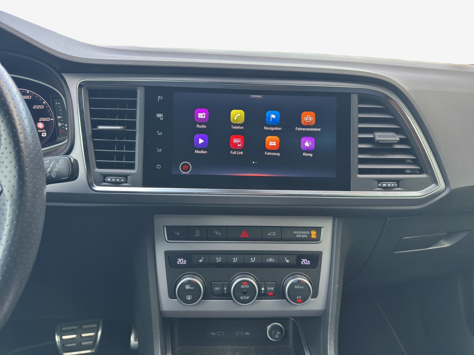 SEAT Ateca 2.0 TDI CR Hola FR DSG 4Drive-image-10