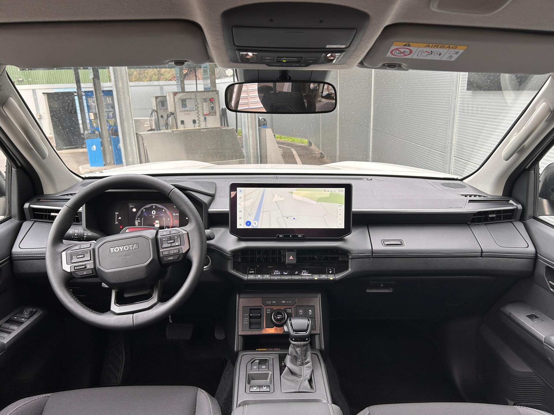 TOYOTA Hilux Double Cab.-Pick-up 2.8 D-4D MHEV 204 Advanced-image-5
