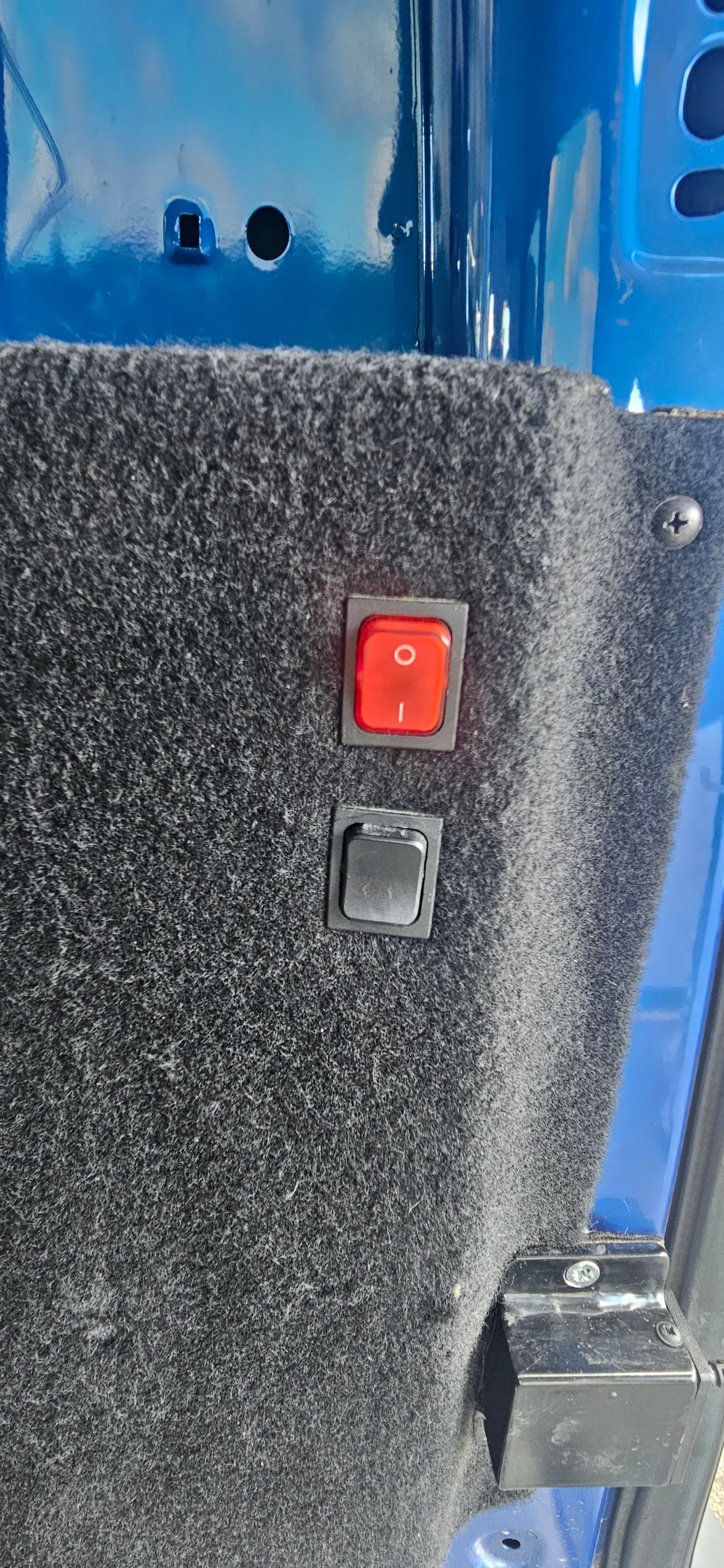 VW Behindertengerecht-Rampe / 5-Sitze & ein Rollstuhlfahrer/in-image-15