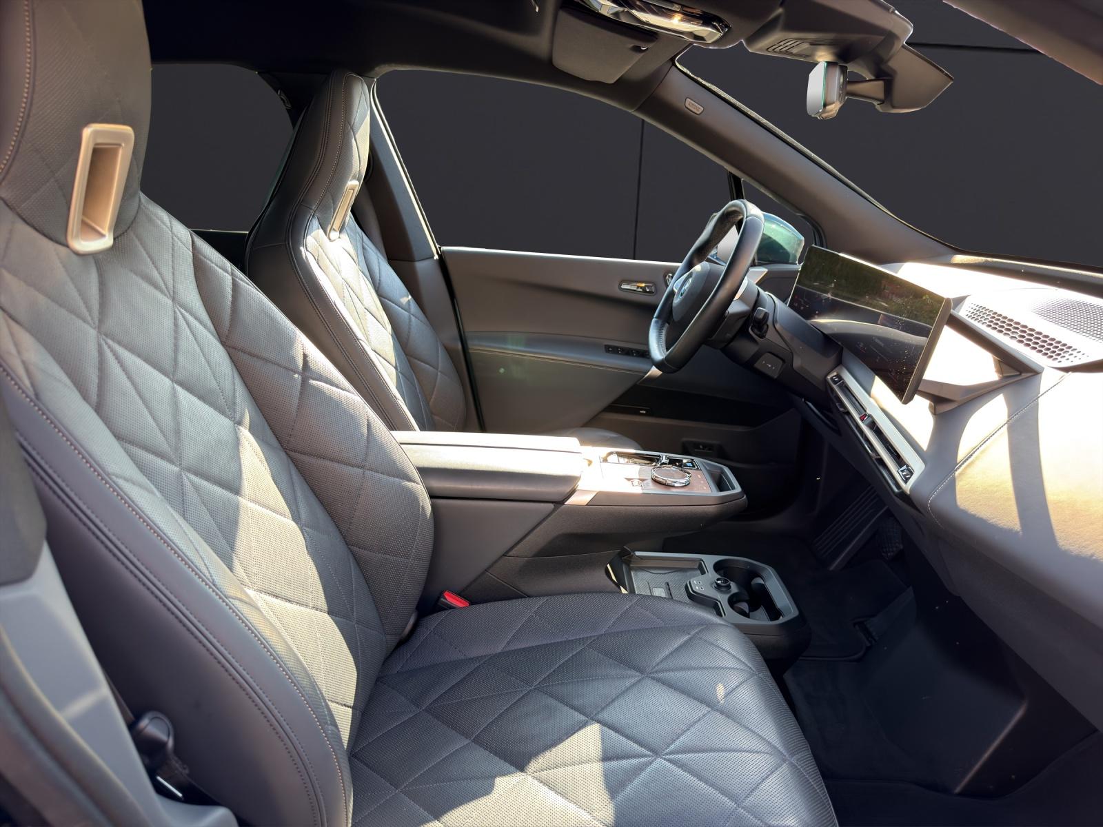BMW iX I20 xDrive50-image-18