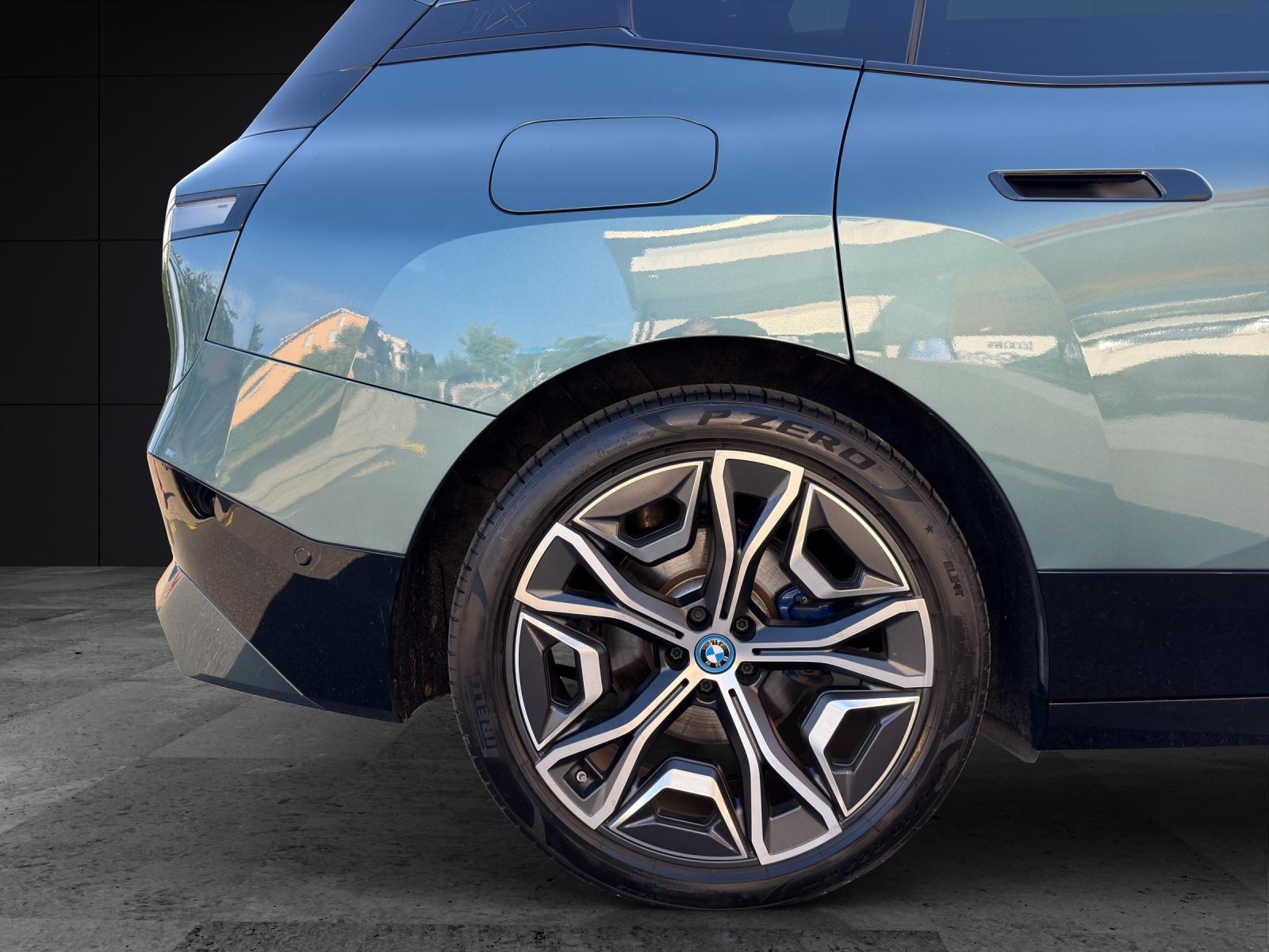 BMW iX I20 xDrive50-image-19