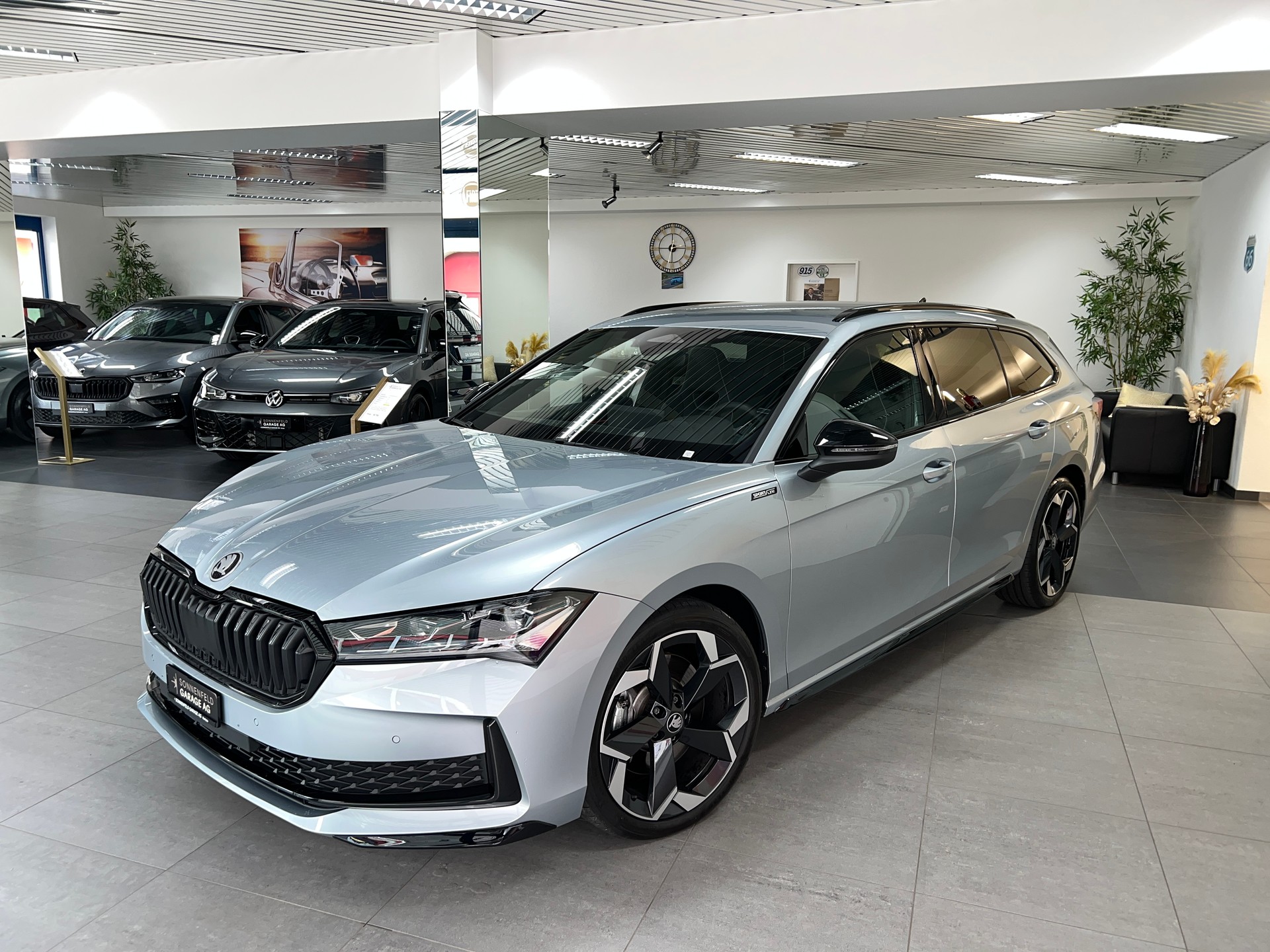SKODA Superb Combi 2.0 TDi Sportline 4x4 DSG / 5 Jahre Garantie-image-1