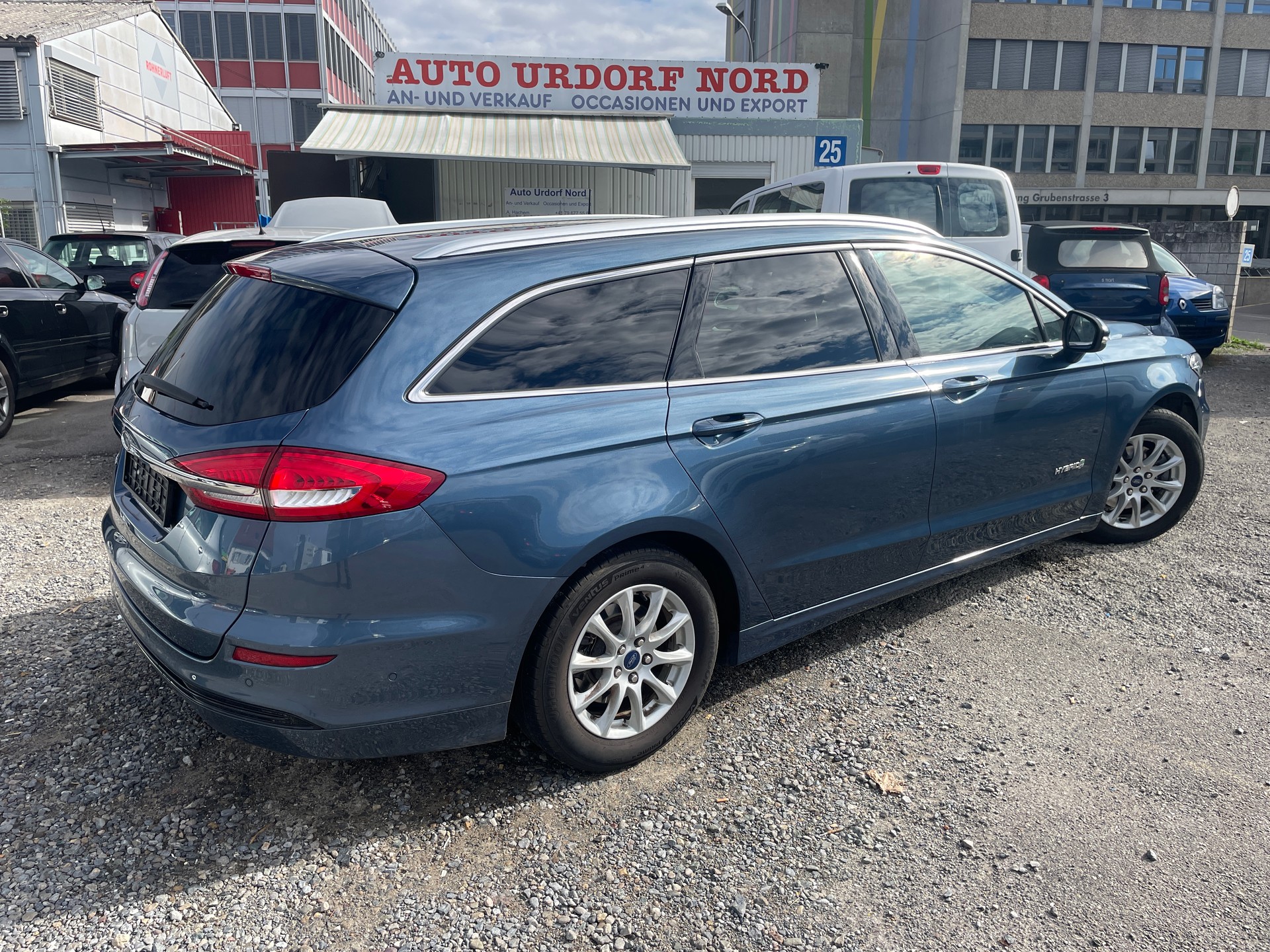 FORD Mondeo 2.0 HEV Trend eCVT-image-3