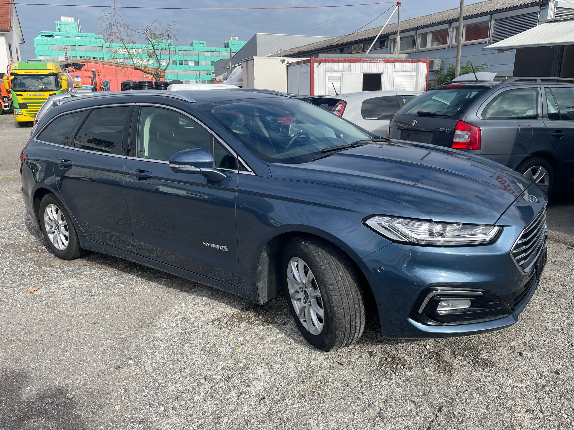 FORD Mondeo 2.0 HEV Trend eCVT-image-2