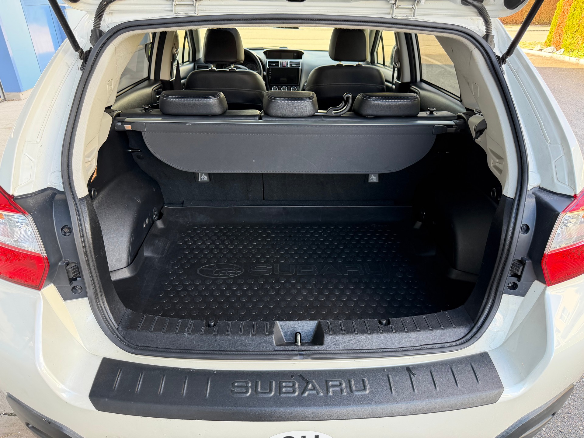SUBARU XV 2.0 Swiss Three AWD CVT / 4X4 ALLRAD-image-11