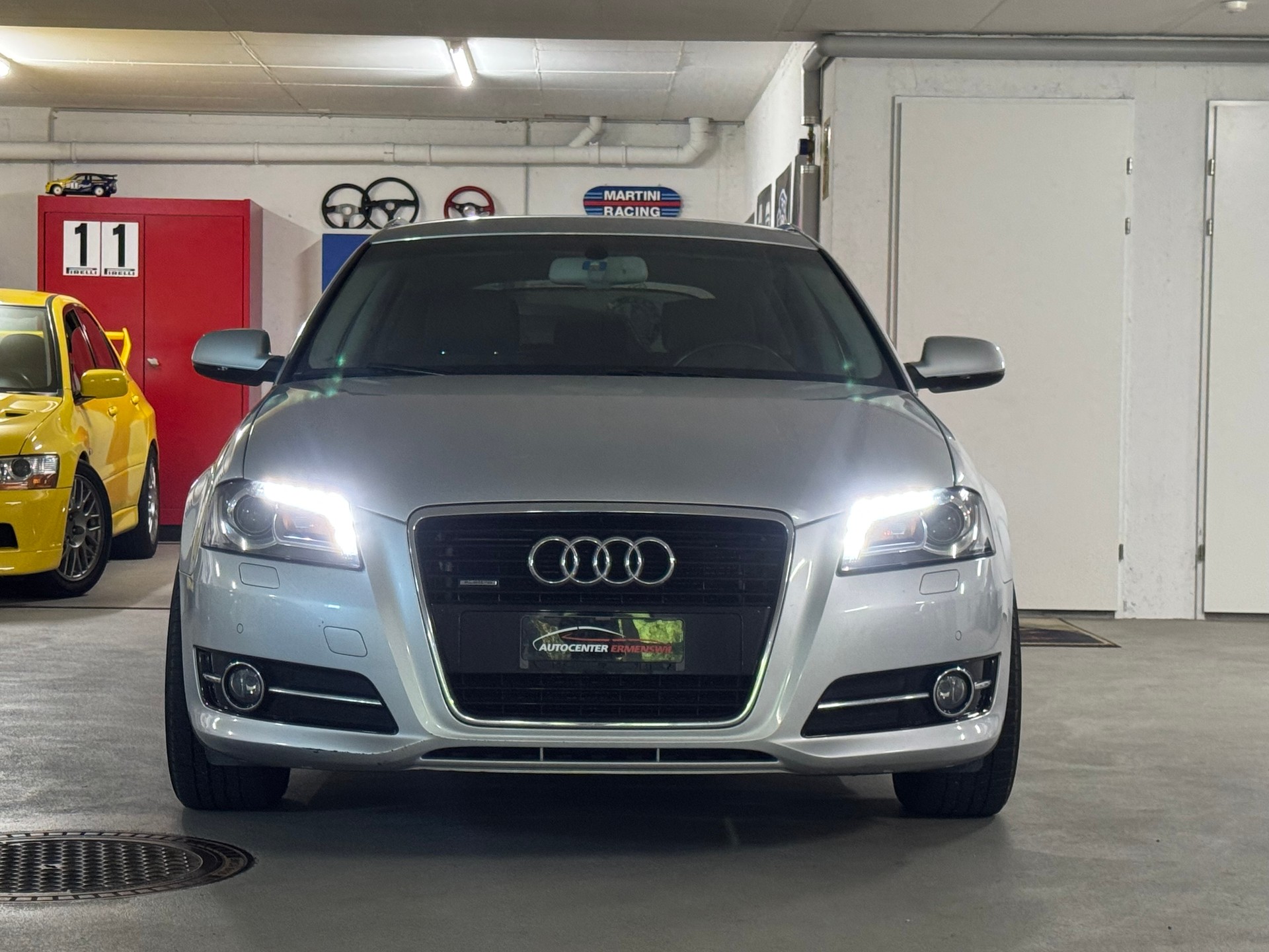 AUDI A3 Sportback 2.0 TFSI Ambition quattro S-tronic-image-1