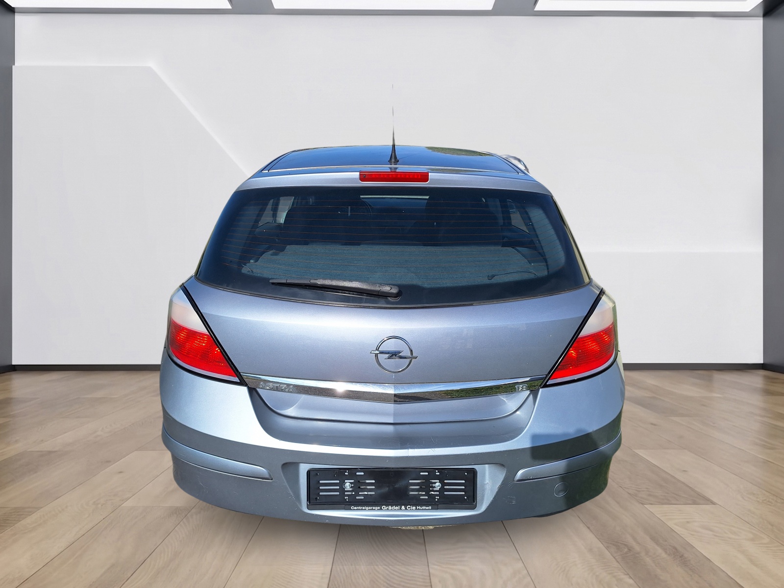OPEL Astra 1.8i 16V Enjoy-image-3
