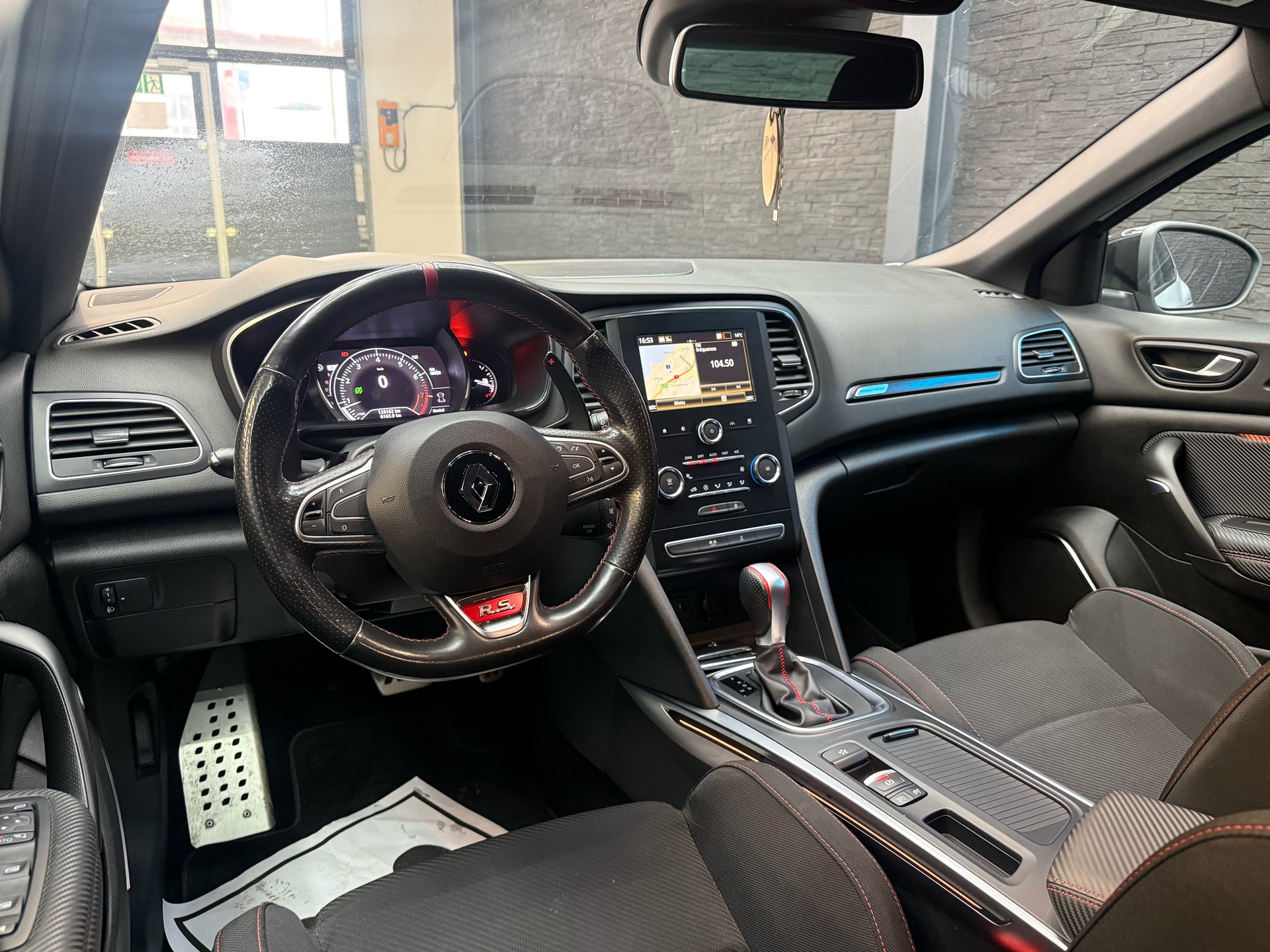 RENAULT Mégane RS 280 EDC-image-4