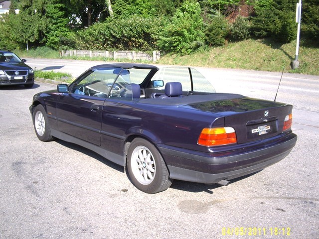 BMW 318i Cabrio-image-0
