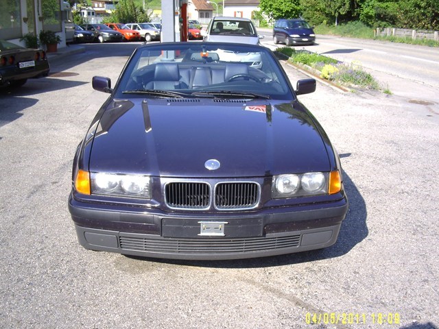 BMW 318i Cabrio-image-5