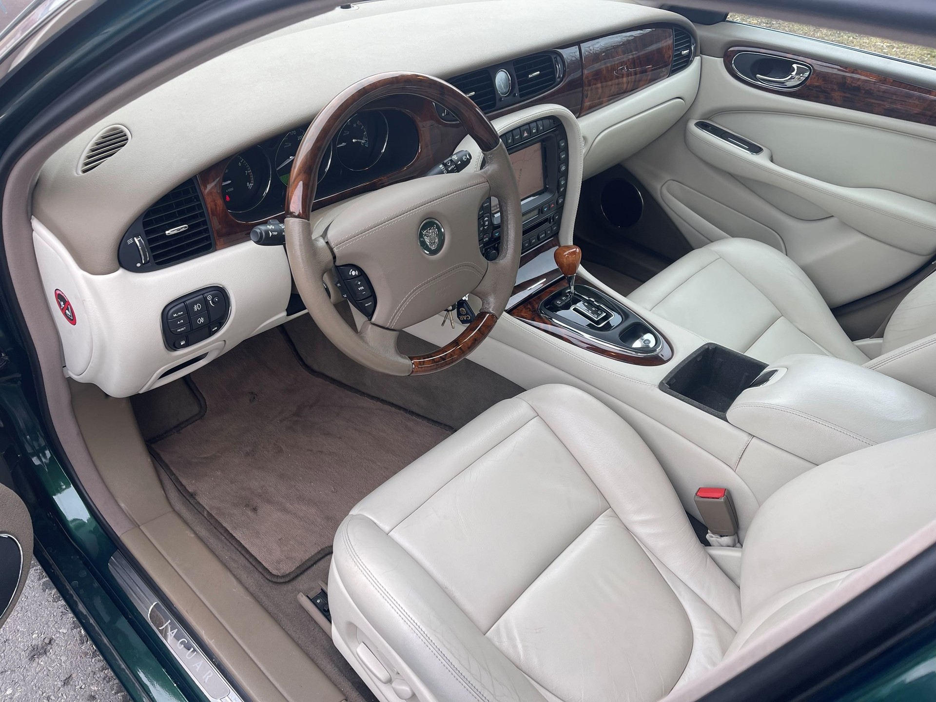 JAGUAR XJ8 3.5 V8 Classic-image-9